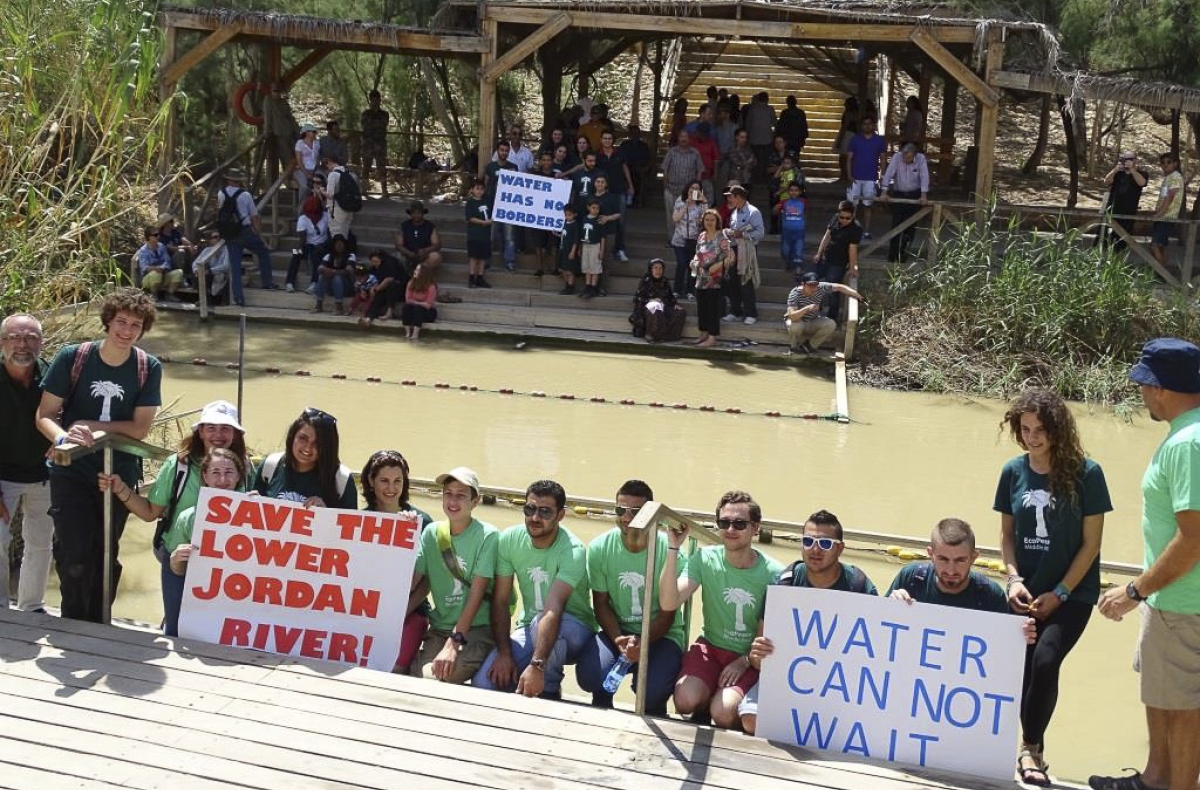 Alumni of the Youth Water Trustee program